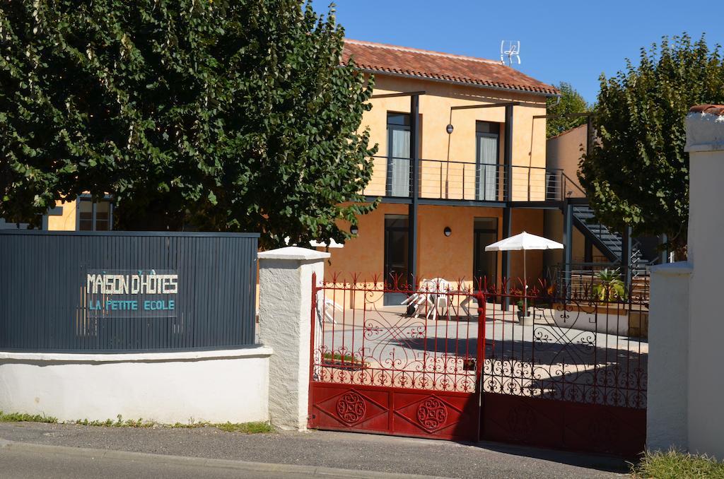 Bed and Breakfast La Petite Ecole Марсьяк Экстерьер фото
