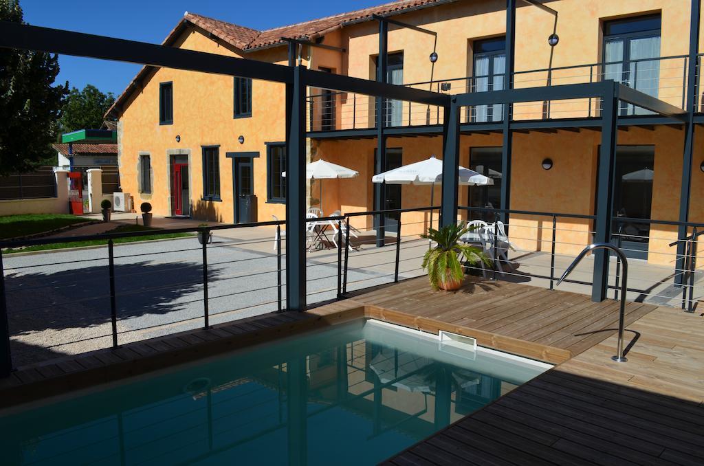 Bed and Breakfast La Petite Ecole Марсьяк Экстерьер фото