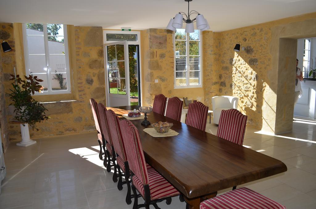 Bed and Breakfast La Petite Ecole Марсьяк Экстерьер фото