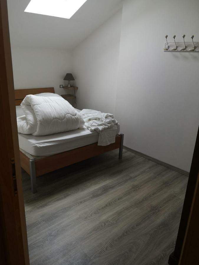 Bed and Breakfast La Petite Ecole Марсьяк Экстерьер фото
