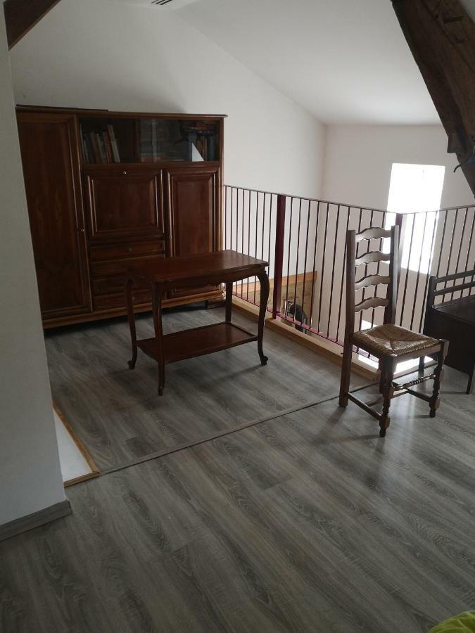 Bed and Breakfast La Petite Ecole Марсьяк Экстерьер фото